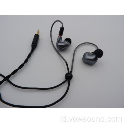 HiFI Hybrid Earhook Earphone dengan 6 driver